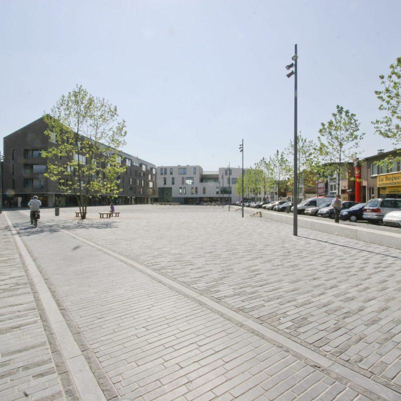 2004_Ontmoetingsplein_Kapellen, België_Winnaar Open Oproep Vlaams Bouwmeester